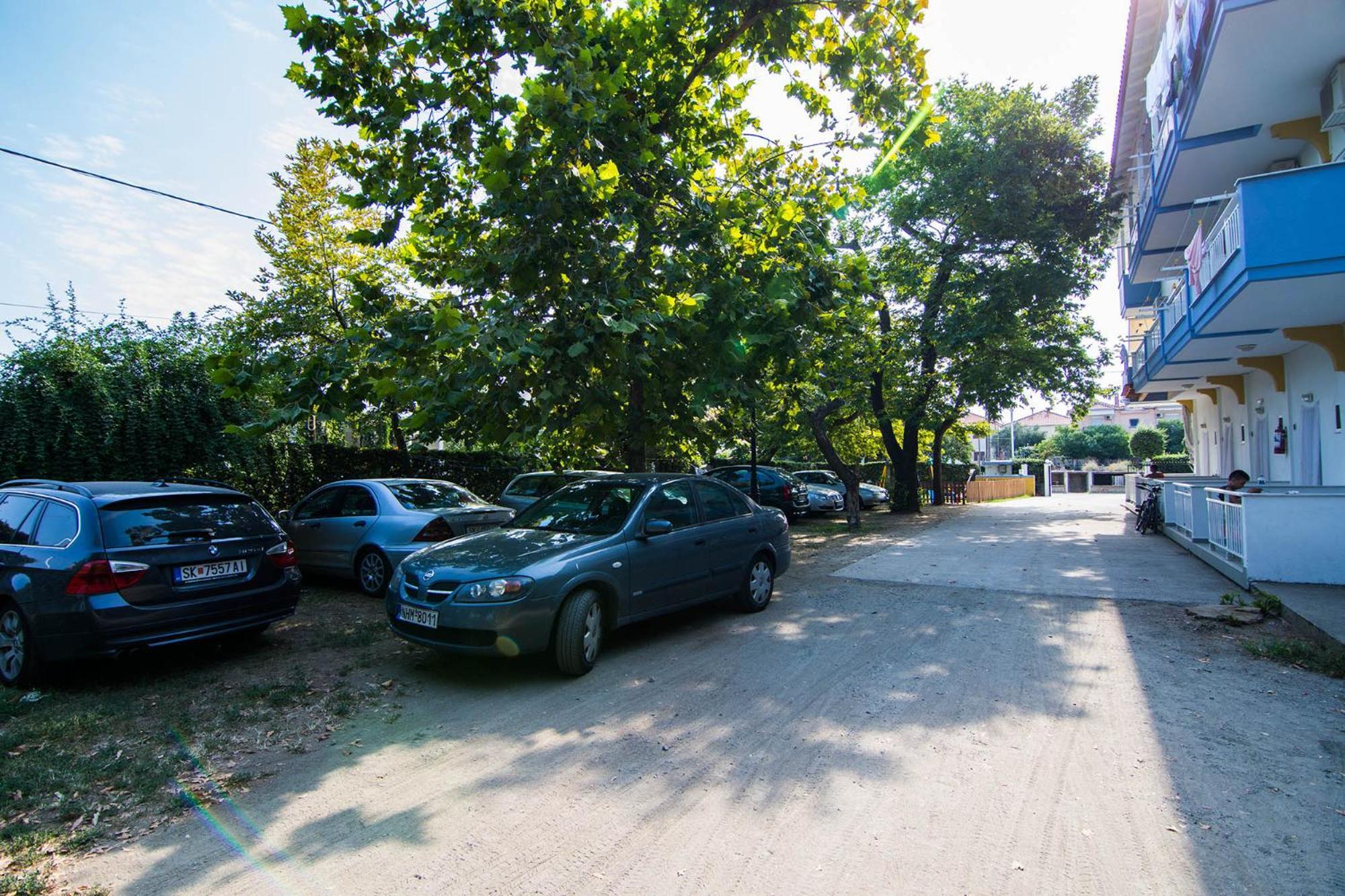 Armiriki Rooms Vrasna Exterior photo