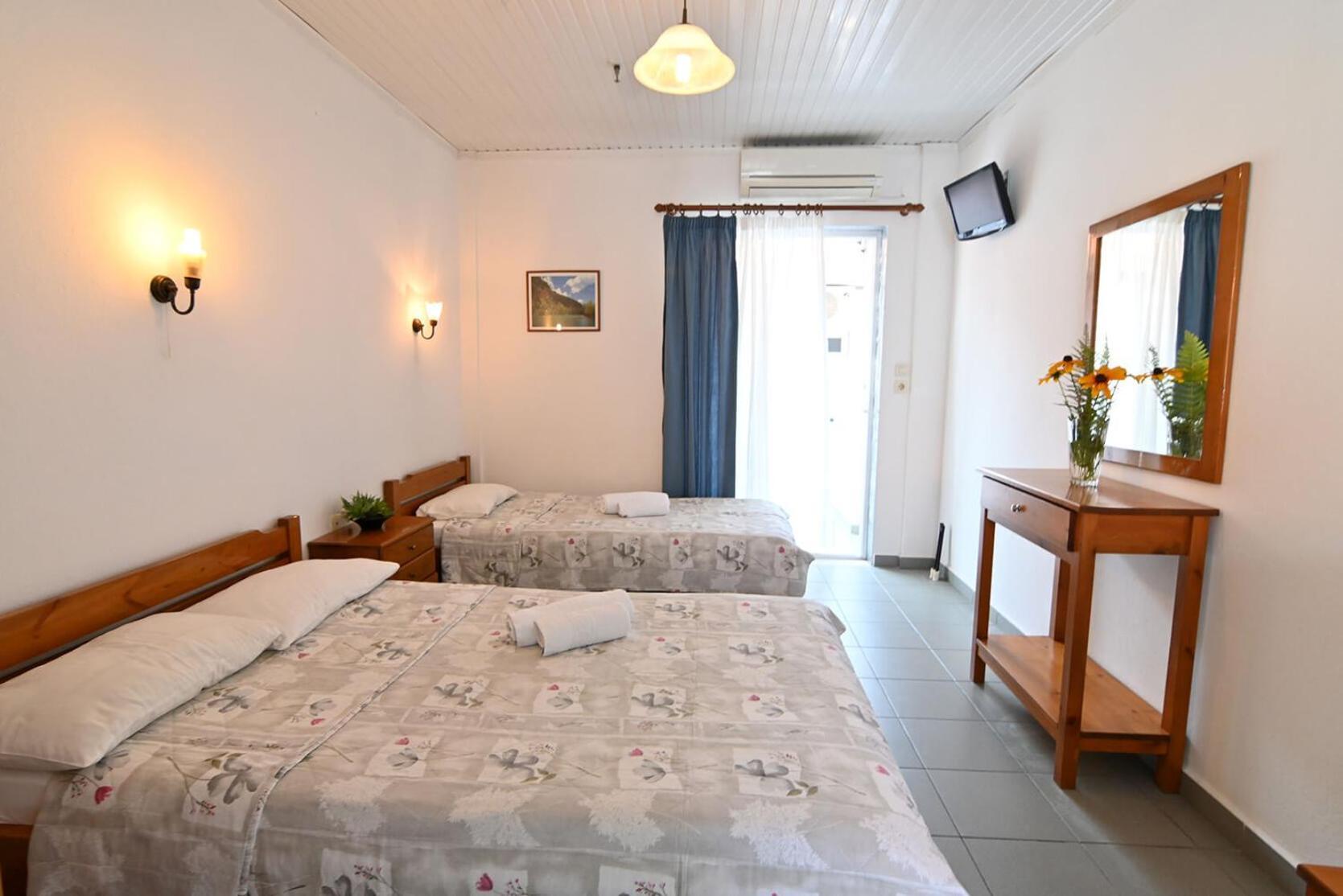 Armiriki Rooms Vrasna Exterior photo