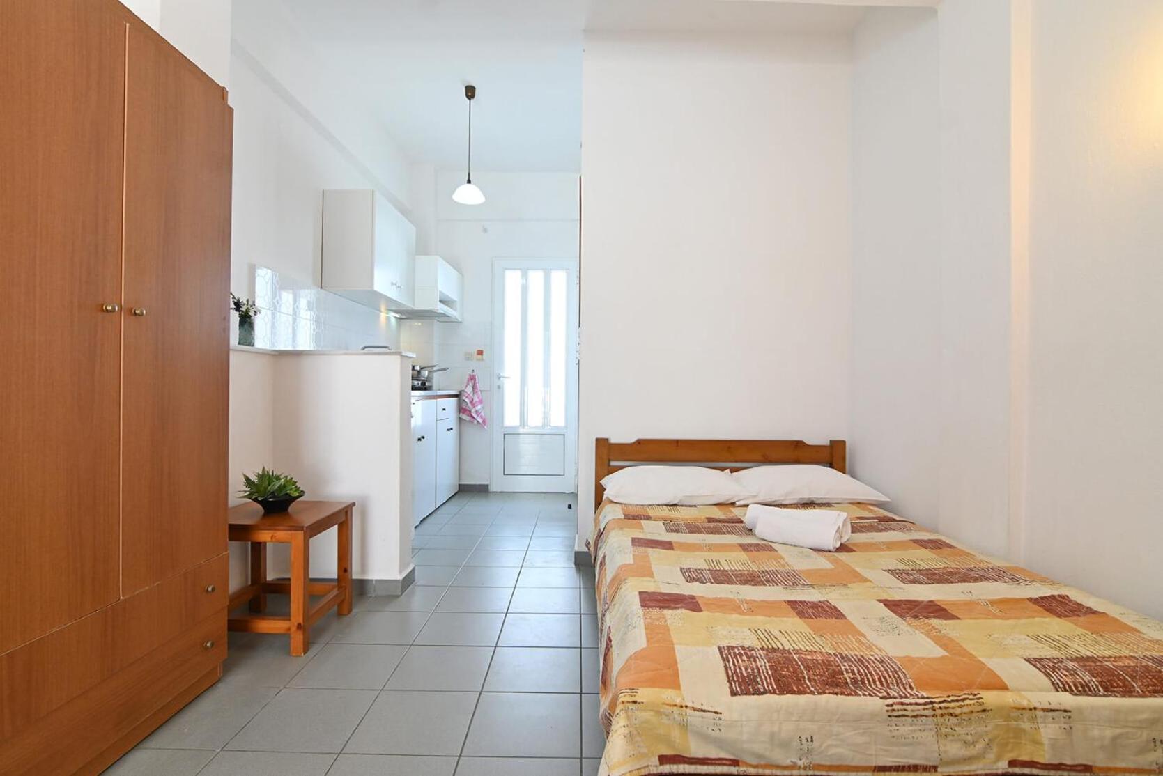 Armiriki Rooms Vrasna Exterior photo