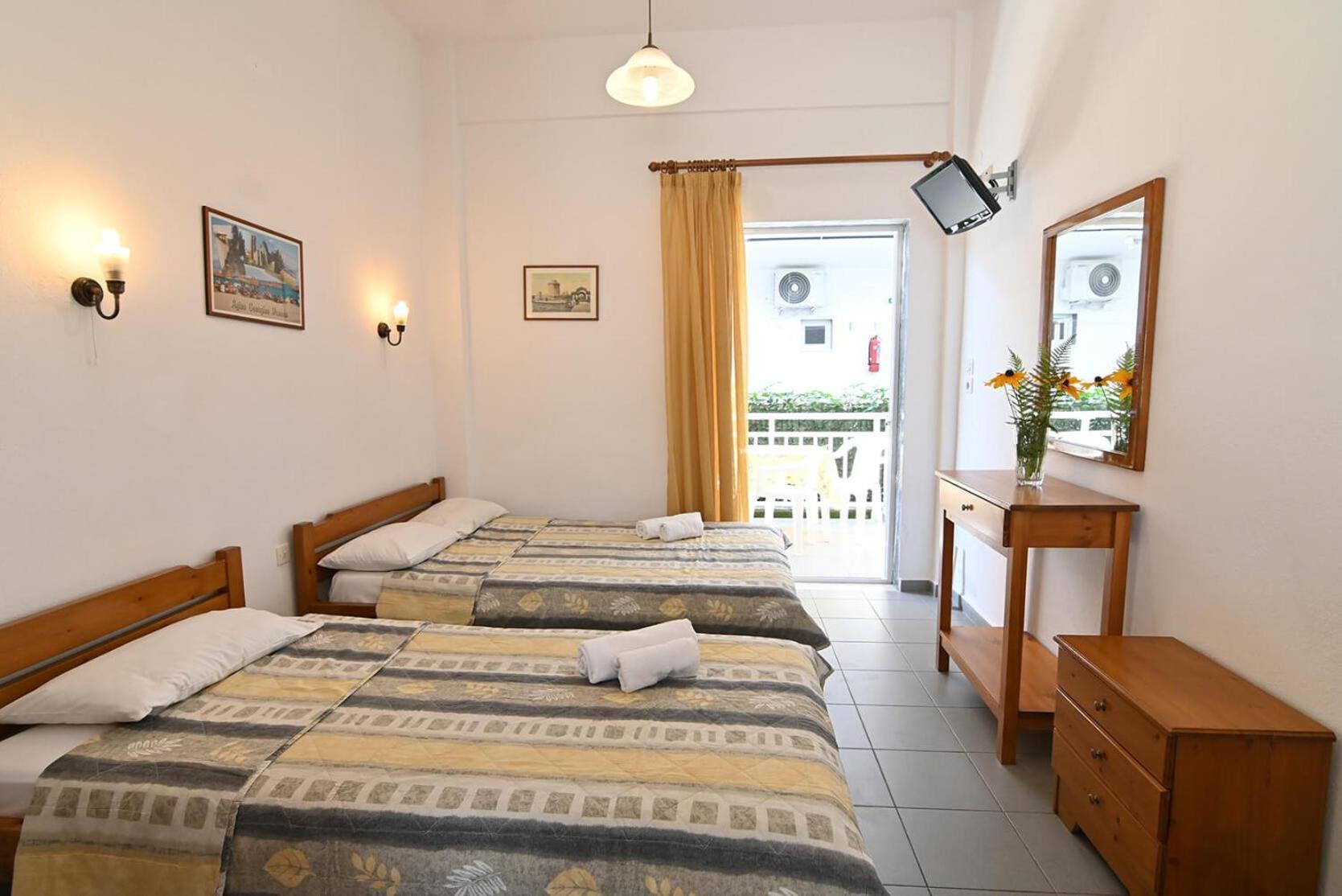 Armiriki Rooms Vrasna Exterior photo